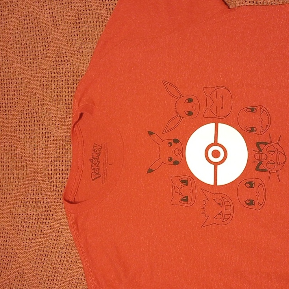 Men's size L Red Pokemon T-shirt